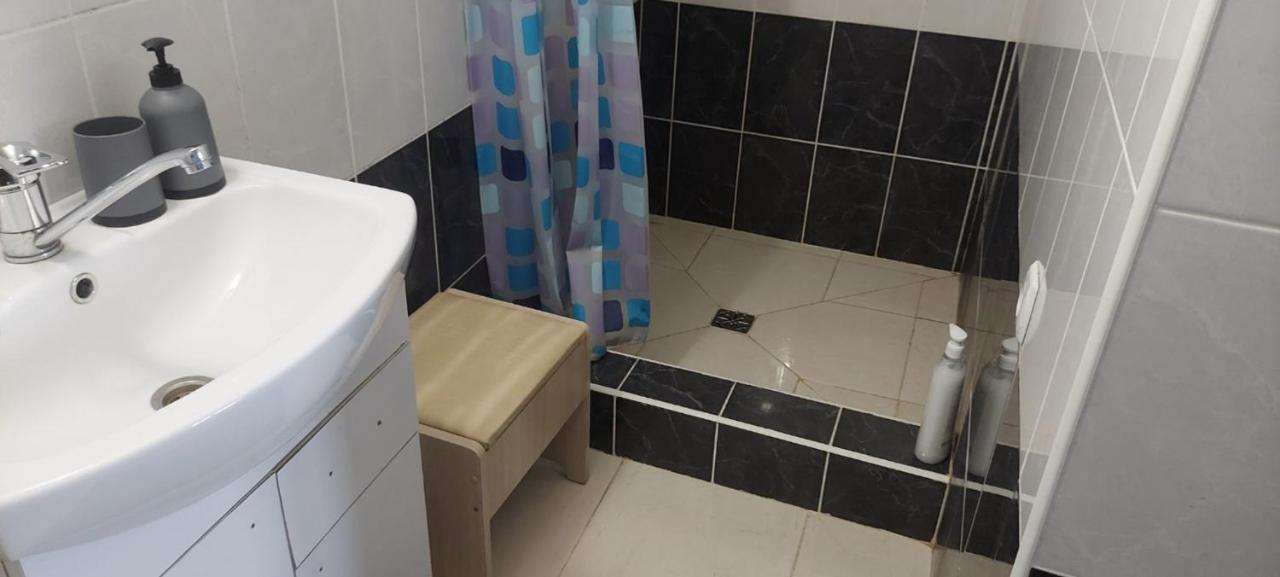Вулиця Нагiрна Appartement Kamjanets-Podilsky Buitenkant foto